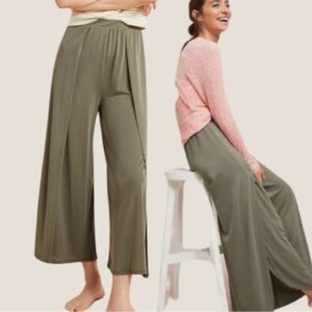 NWT Drew Military Olive Split Hem Pants